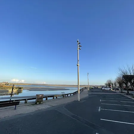 La Terrasse Du Port Le Crotoy